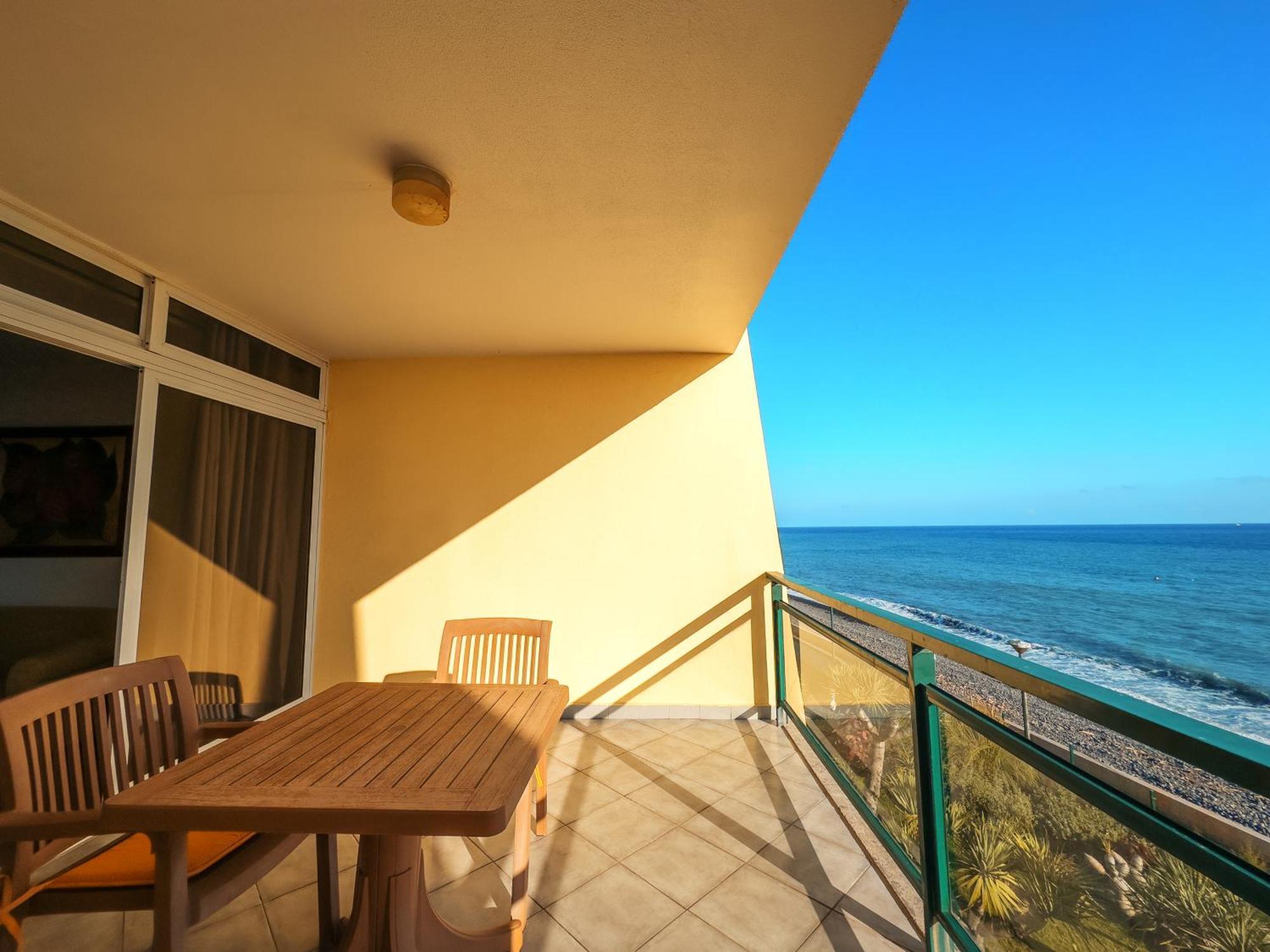 Atlantic Gardens Beach - Atlanticgardensbeach Com Apartman Funchal  Kültér fotó